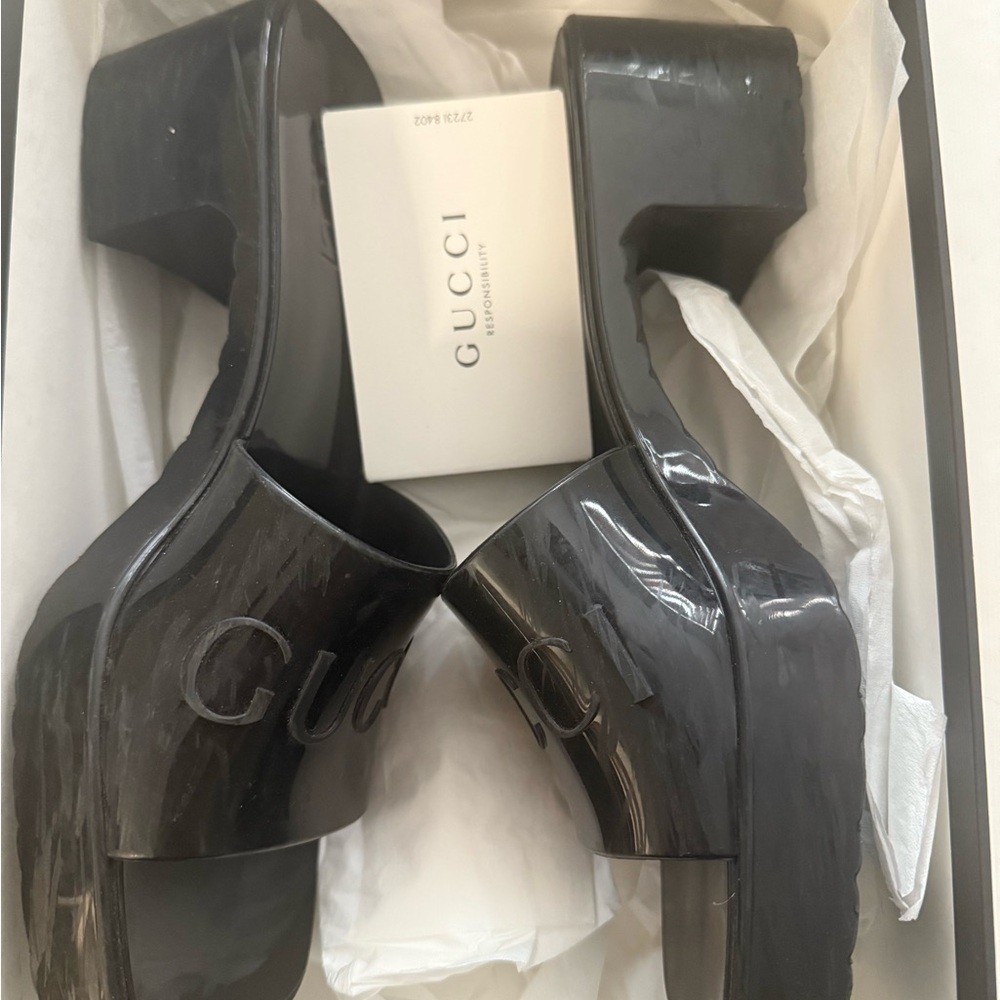 **SOLD*****Gucci, Black rubber slides size 38 USA 8 - Picture 8 of 9